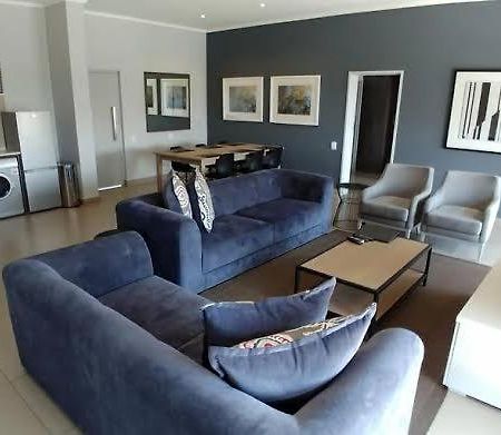 Sandton Luxury Apartments Johannesburg Exterior photo