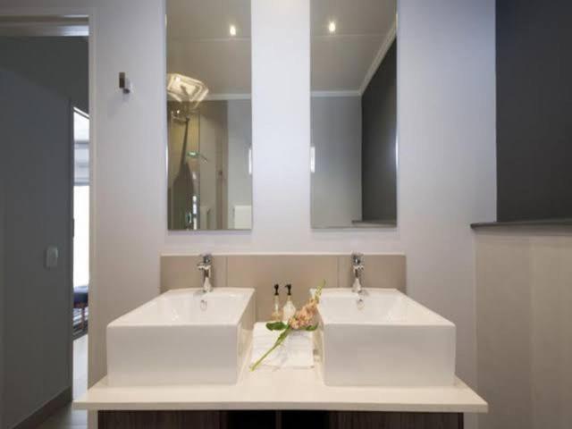 Sandton Luxury Apartments Johannesburg Exterior photo